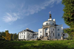 Schlosshotel Burg Schlitz in Hohen Demzin